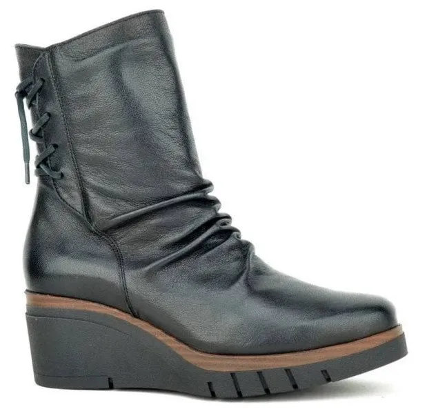Paula Urban 10-1137 Womens Leather Pull On Boots